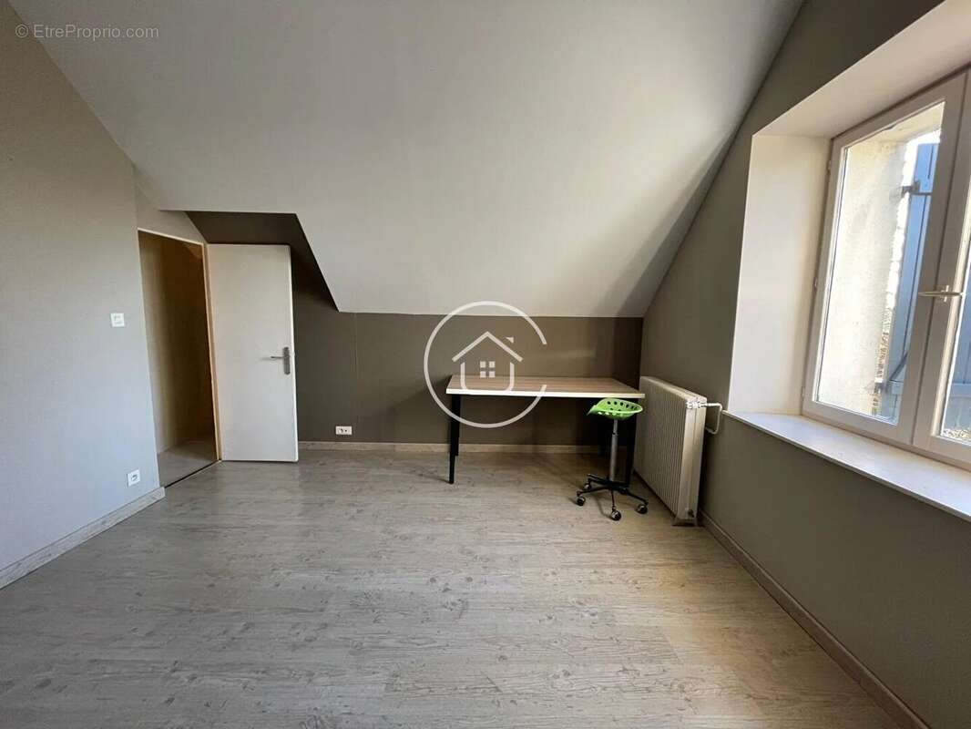 BLOIS VIENNE - MAISON - 3 chambres - 158 m² - photo 6