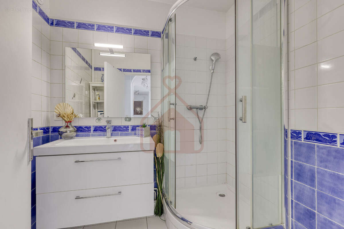 Appartement à LE KREMLIN-BICETRE