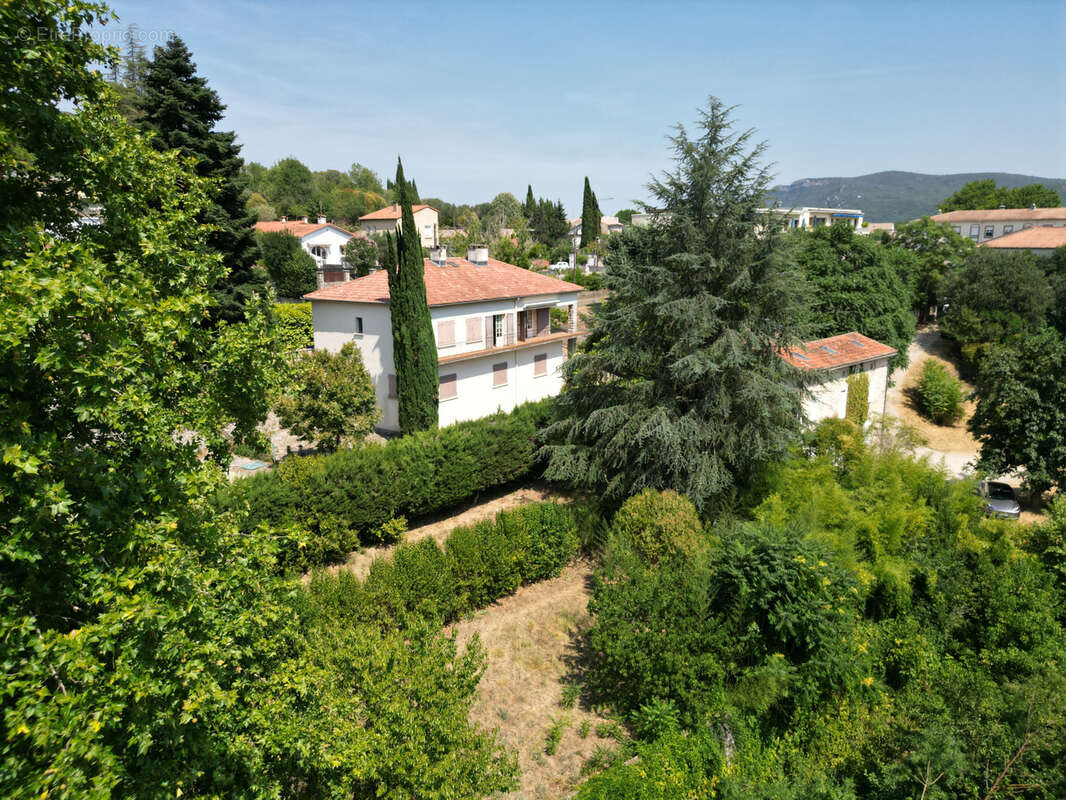 Charmante proprièté à Ganges de 207 m2 environ - photo 11