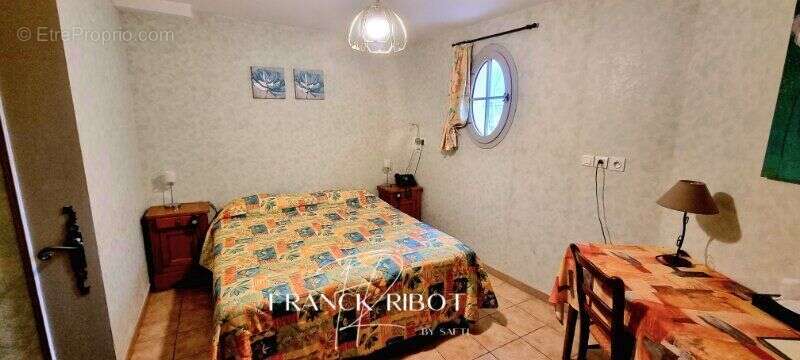 Commerce 738 m² à Quarre-Les-Tombes  - photo 9