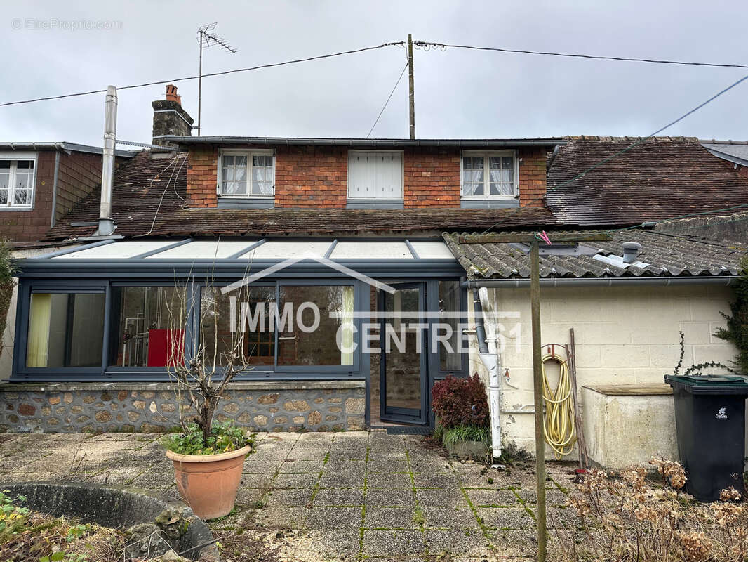 Maison à LA FERTE-MACE