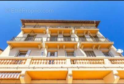 Appartement à ROQUEBRUNE-CAP-MARTIN