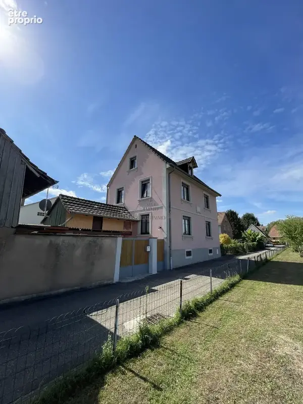 Photo Maison à Schwindratzheim au prix de 263 000€