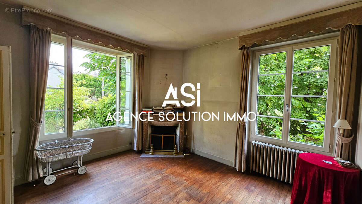 Maison à SILLE-LE-GUILLAUME