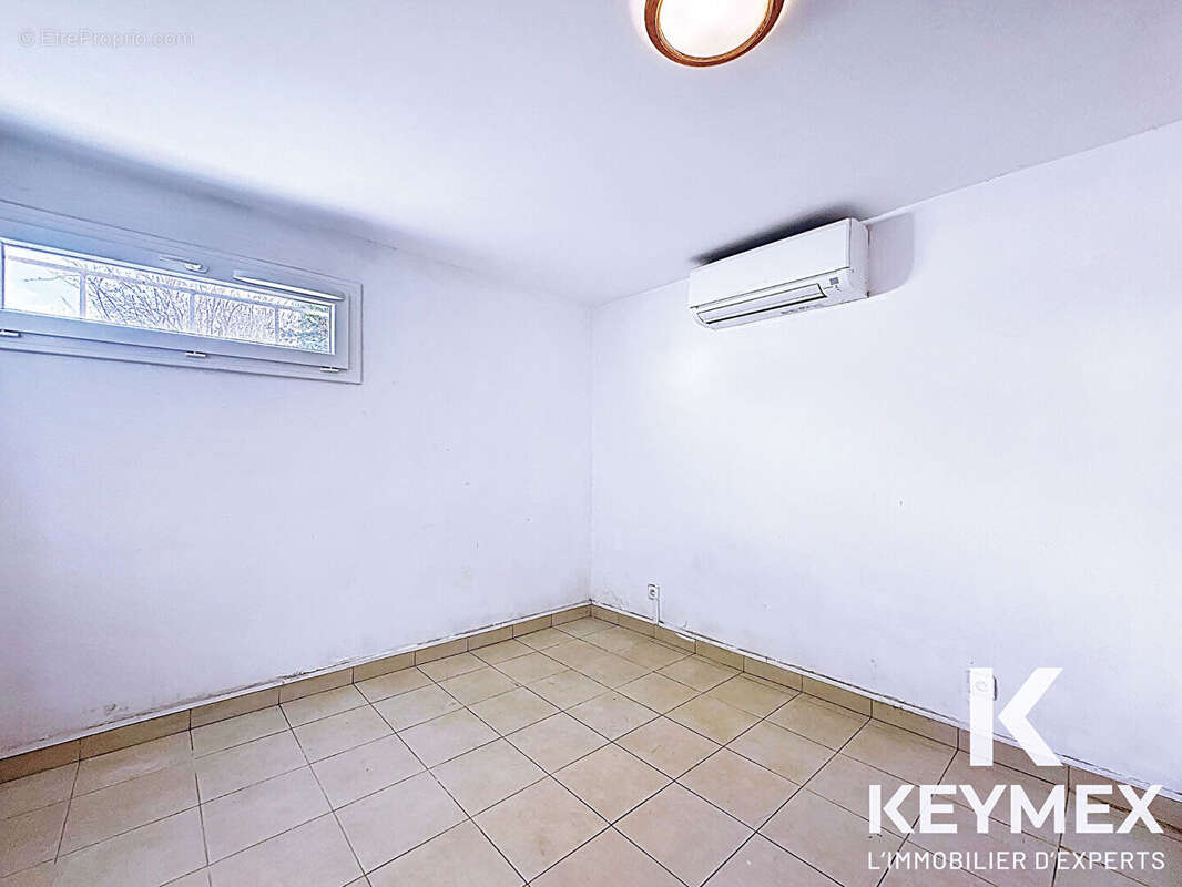 Maison à MERY-SUR-OISE