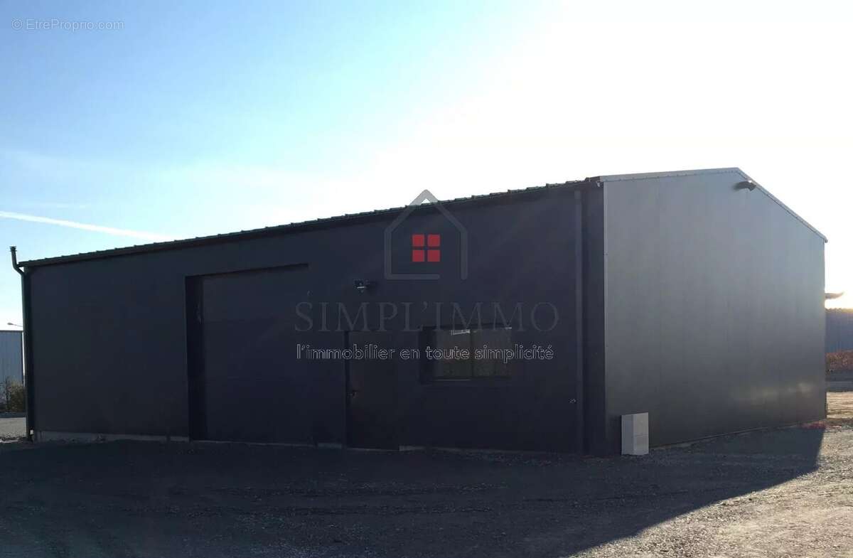 Commerce à SAINT-MEDARD-D'AUNIS