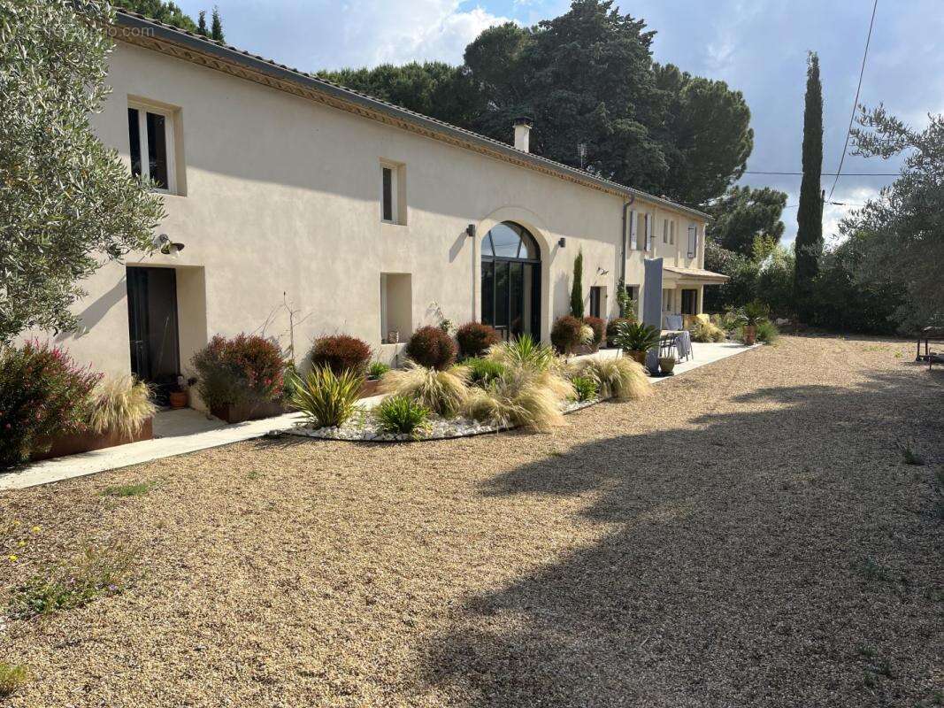 Maison à NIMES