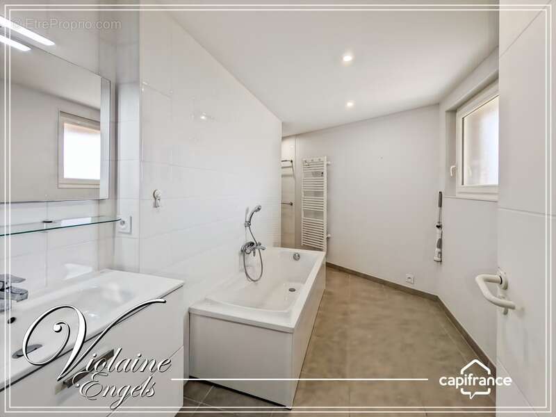 Maison de caractère rénovée avec ascenseur, jardin piscinable – Villedaigne - photo 20