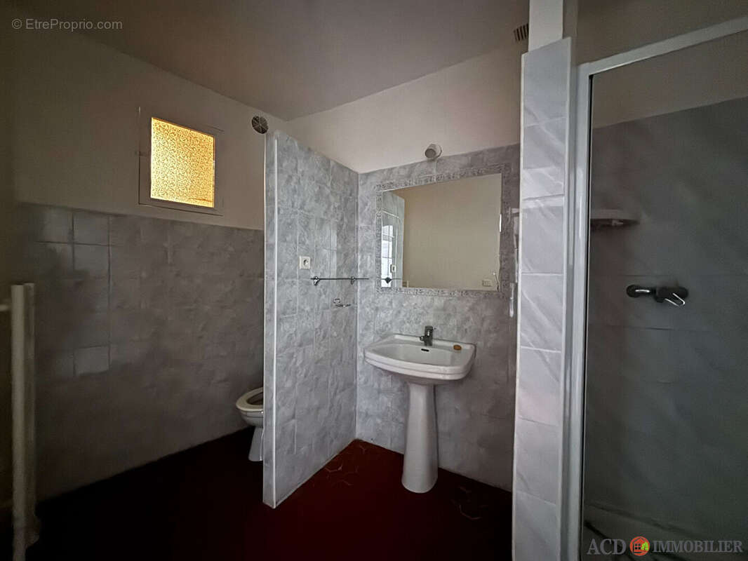 Appartement à VELAUX