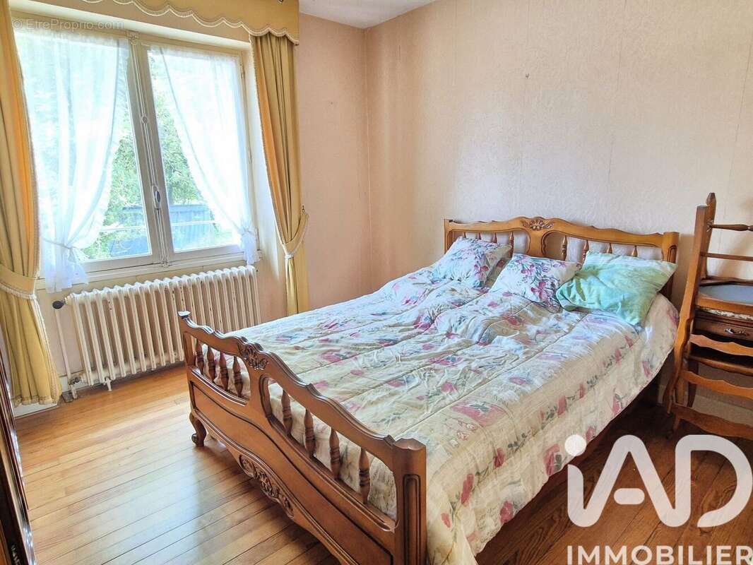 Maison 125 m² à Lasfaillades  - photo 6