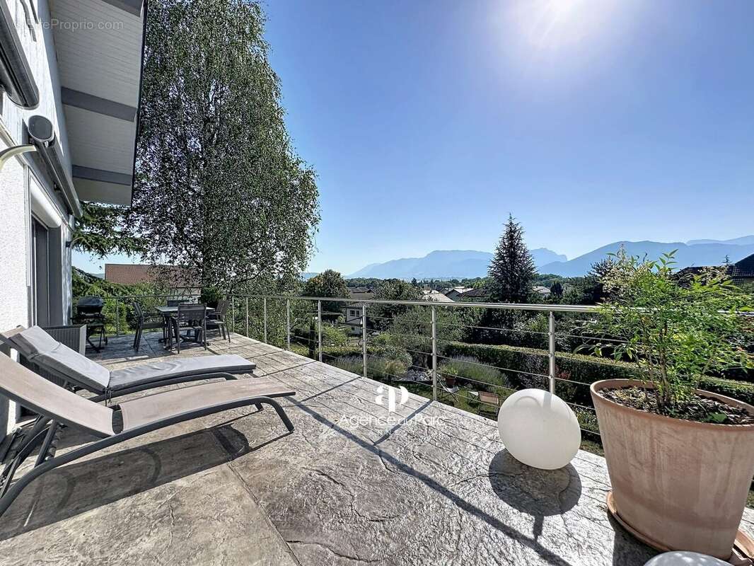 Maison 110 m² à Poisy  - photo 6