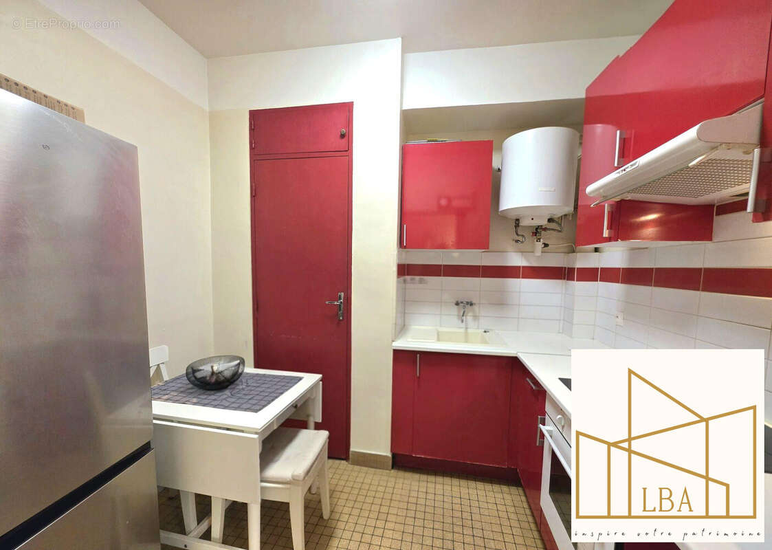 Appartement à MARSEILLE-1E