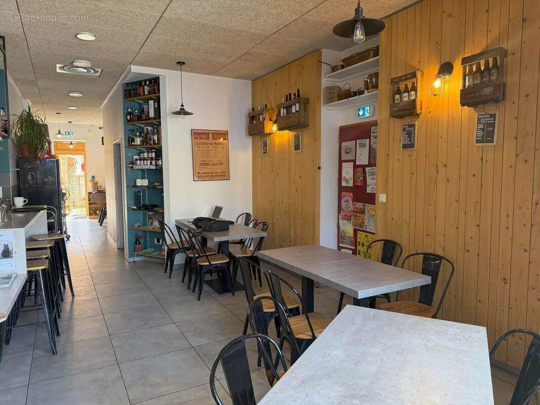 Commerce à SAINT-DIDIER-SUR-ROCHEFORT