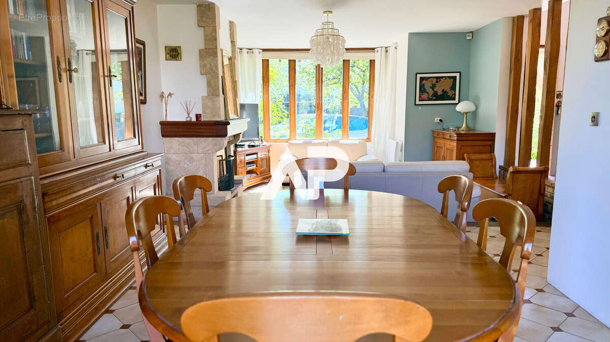 Maison à SOISY-SOUS-MONTMORENCY