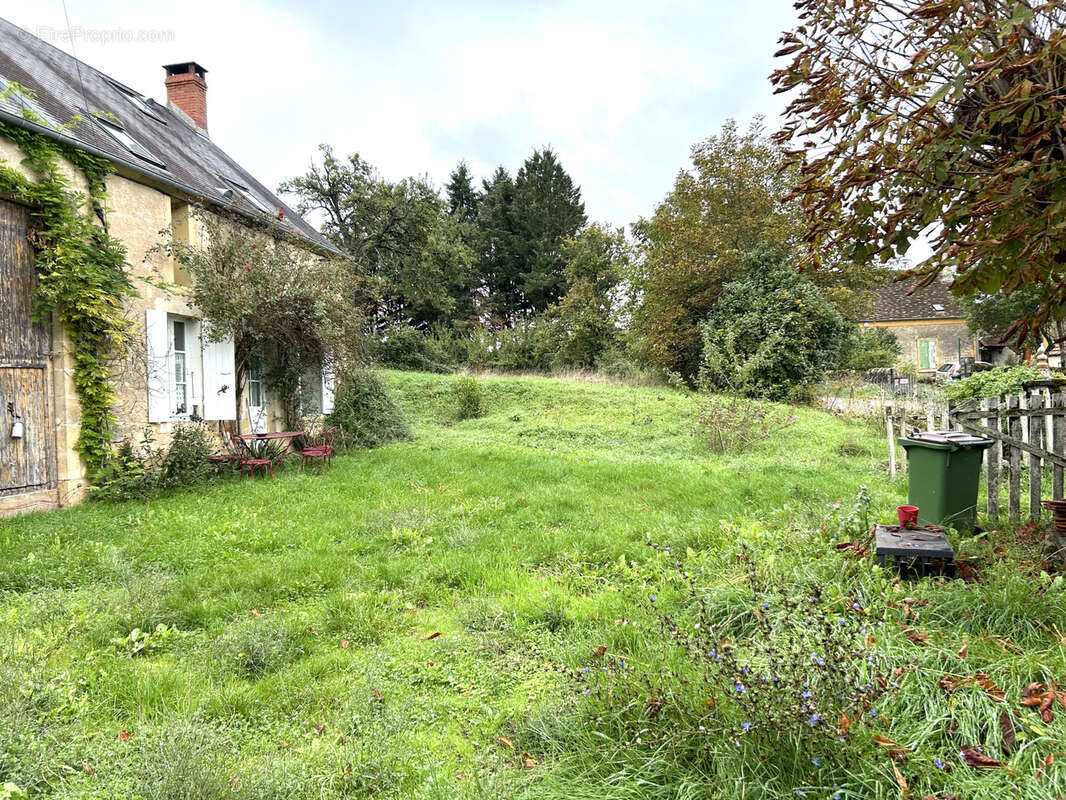 Maison à SAINT-BENIN-DES-BOIS