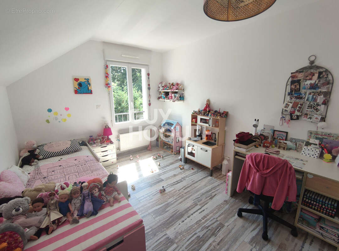 Maison à L&#039;ETANG-LA-VILLE