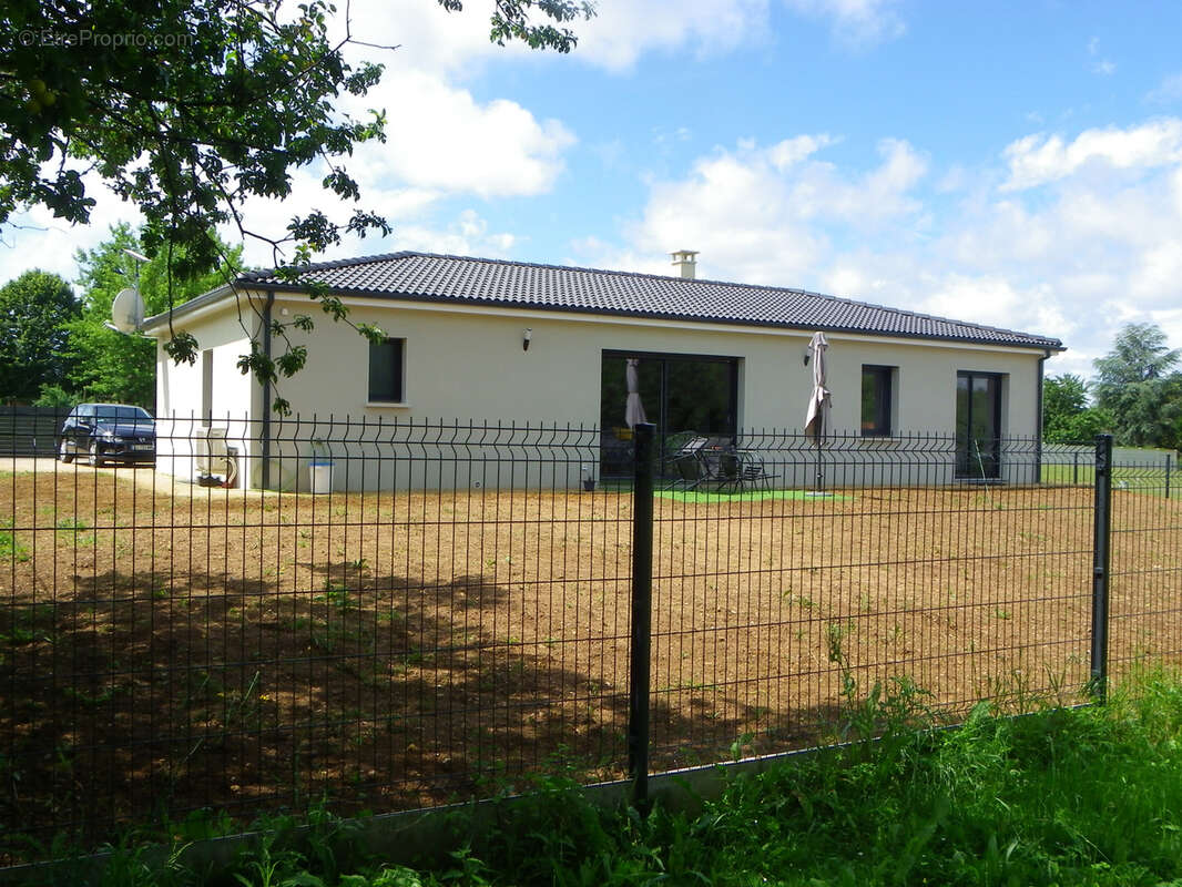 Pavillon f5 neuf de plain pied de 103 m2 habitable sur terrain clos de 763 m2 - photo 9