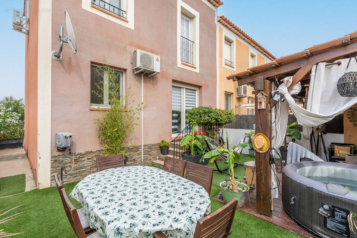Maison à MARIGNANE