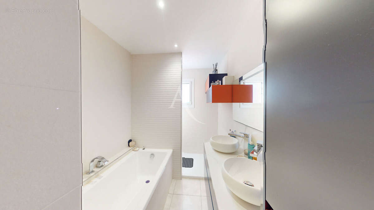 Maison à FONTENILLES