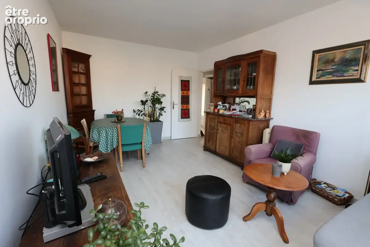 Le ban st martin appartement f3 sans travaux dernier etage avec cave et parking - photo 6