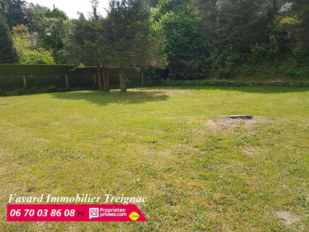 Maison  120 m²  3 chambres - garage  et  jardin plat  850 m² 19 260 TREIGNAC - photo 16
