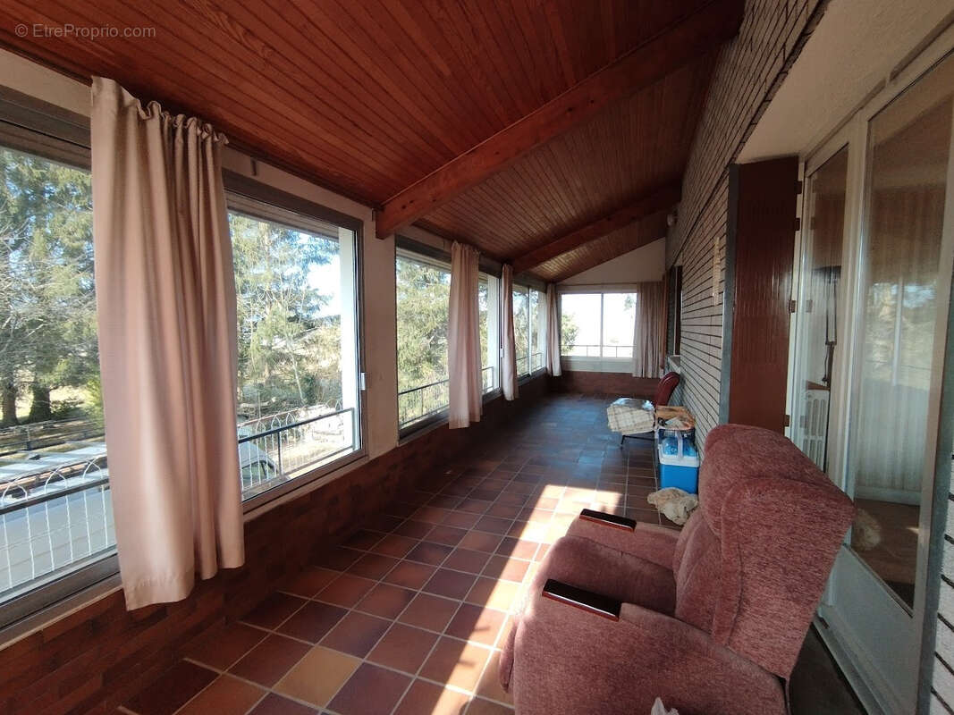 Maison à IS-EN-BASSIGNY