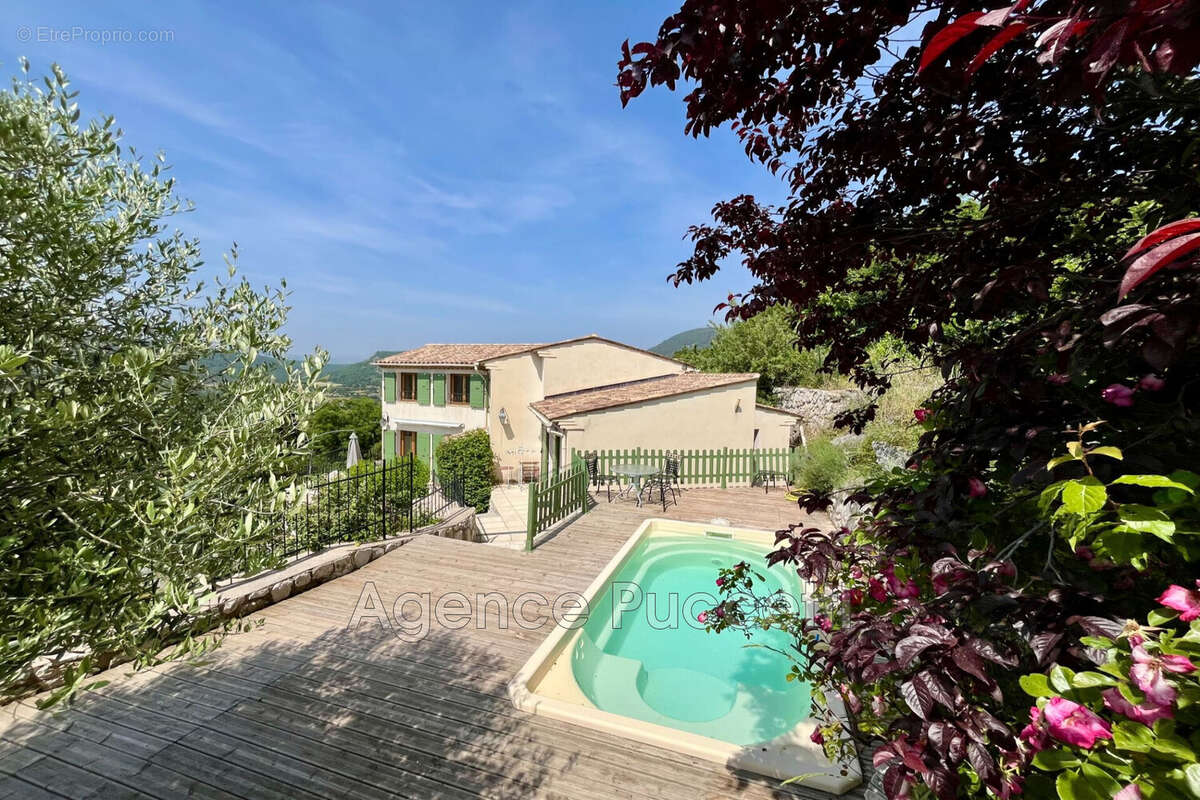 Maison à COURSEGOULES