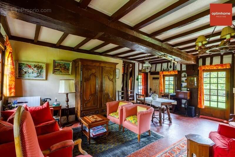Maison à PONT-L'EVEQUE