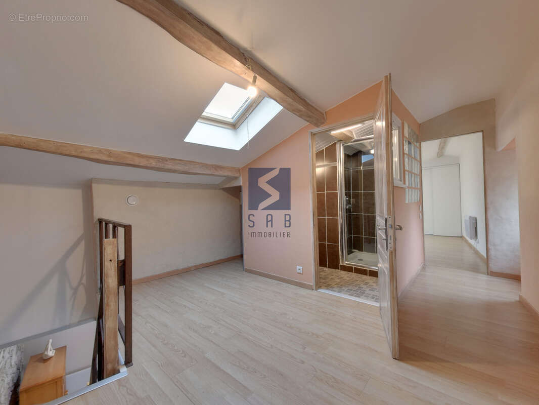 Maison à PRIVAS