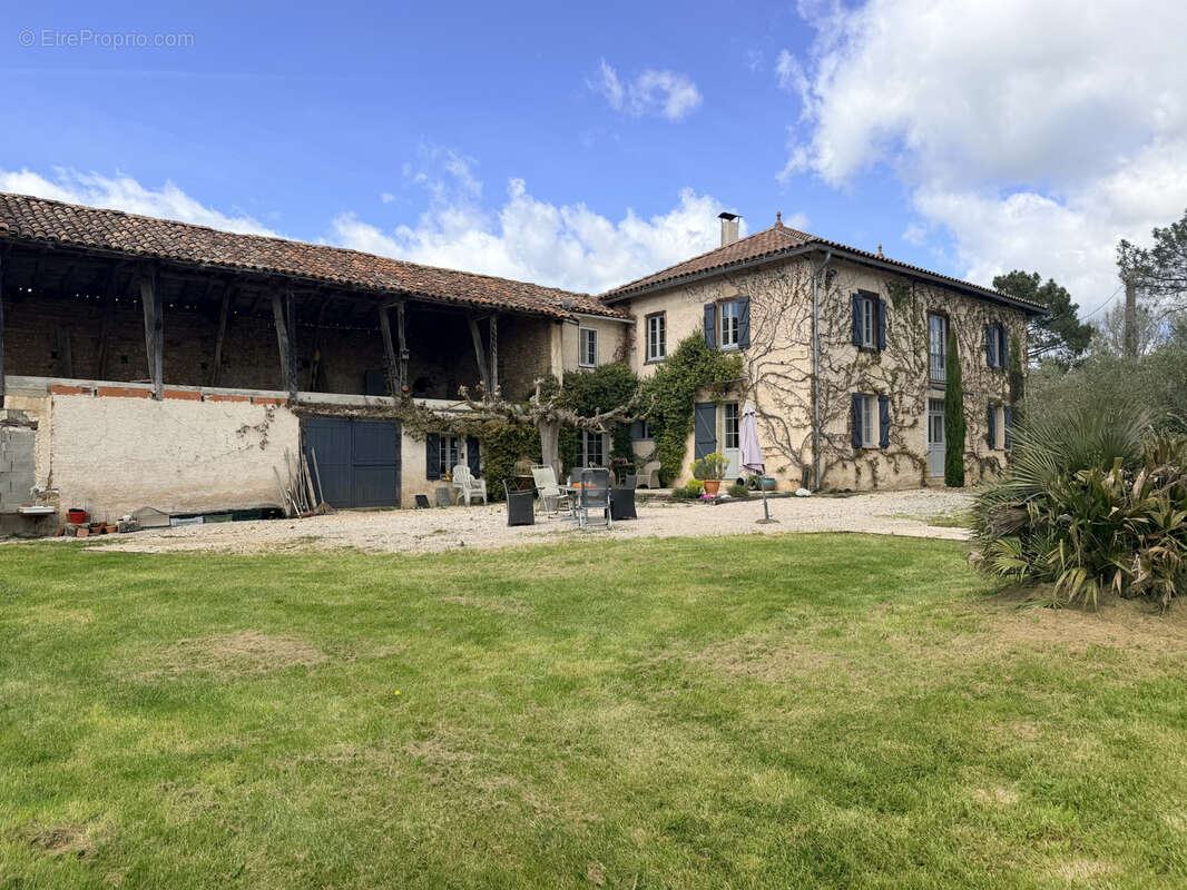 Maison à L'ISLE-EN-DODON
