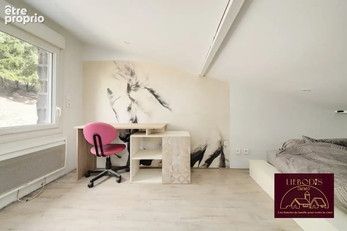 Maison indépendante sur 2.64 hectares avec pâtures et installations équestres - photo 7