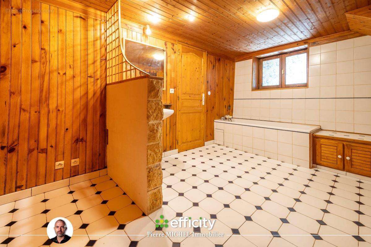 Maison 136 m² à Bessenay  - photo 11