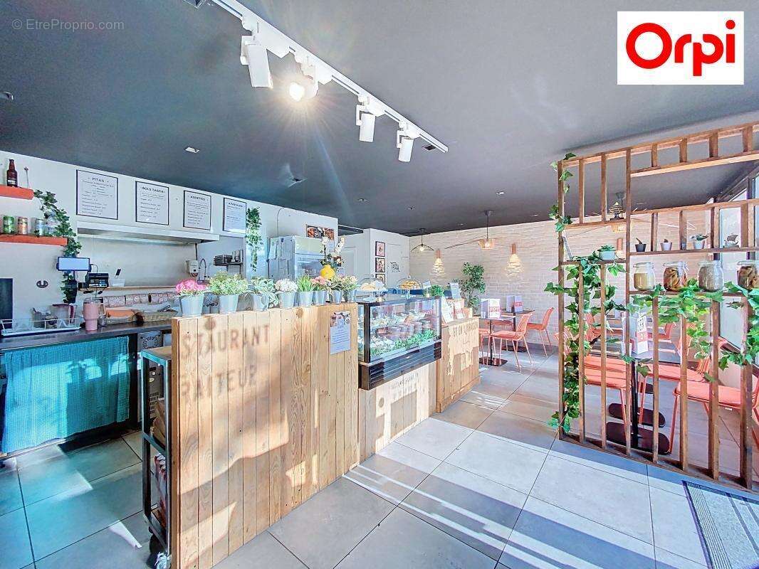 Autre à VOISINS-LE-BRETONNEUX