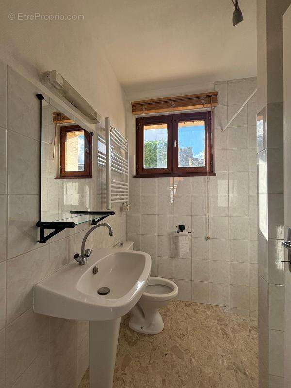 Appartement à LACROIX-SAINT-OUEN