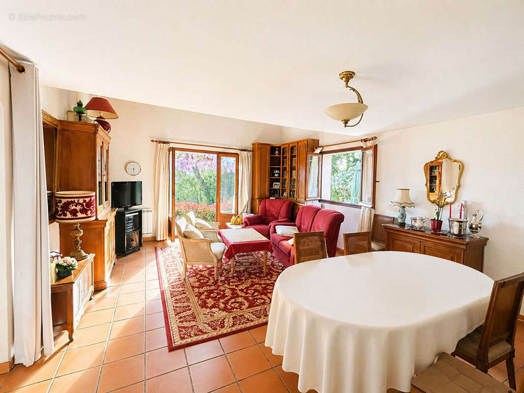 Maison à FREJUS