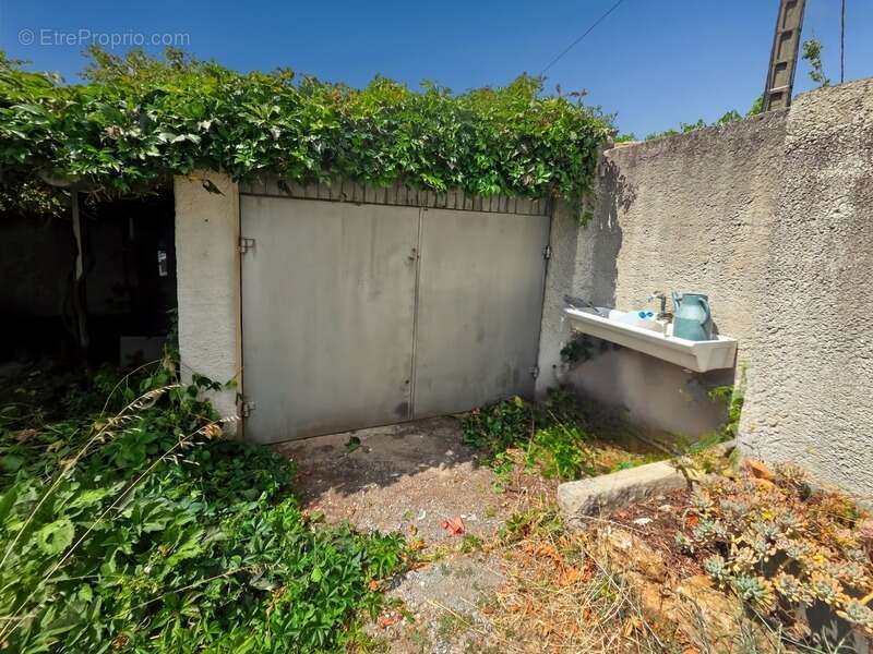 Maison à LAVAL-PRADEL