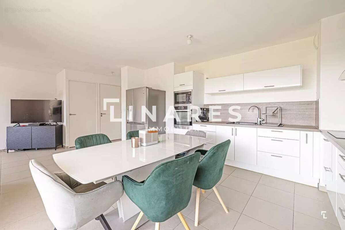 Appartement à MARSEILLE-11E