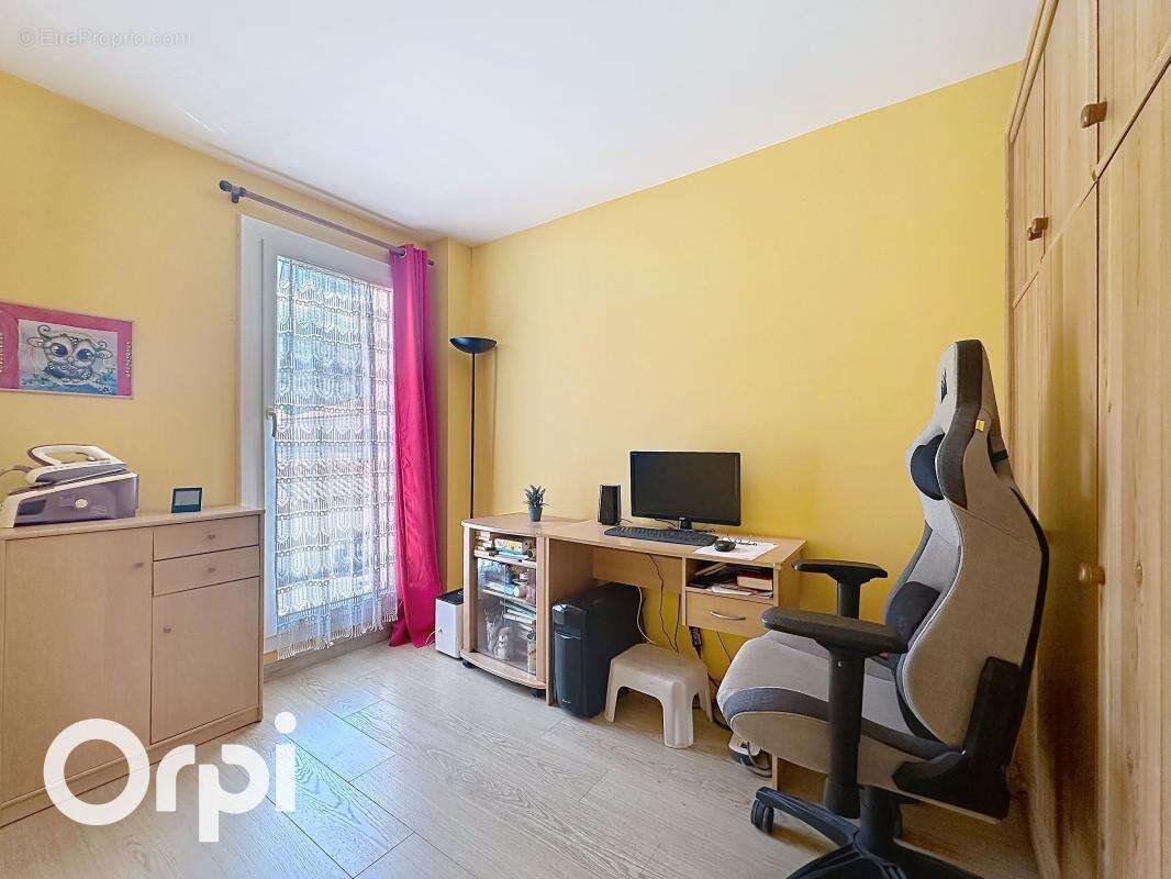 Maison à VILLENEUVE-LOUBET