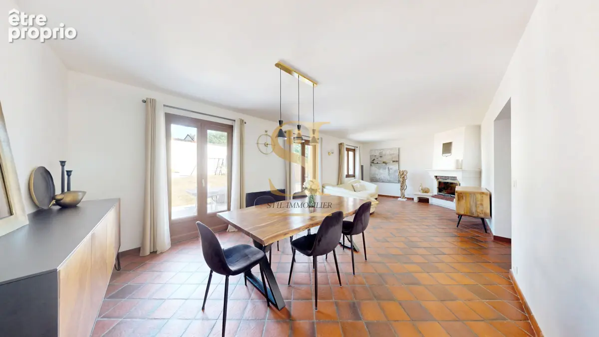 Maison 6 pièces 111 m² à vendre à Varennes-Jarcy (91480) - photo 4
