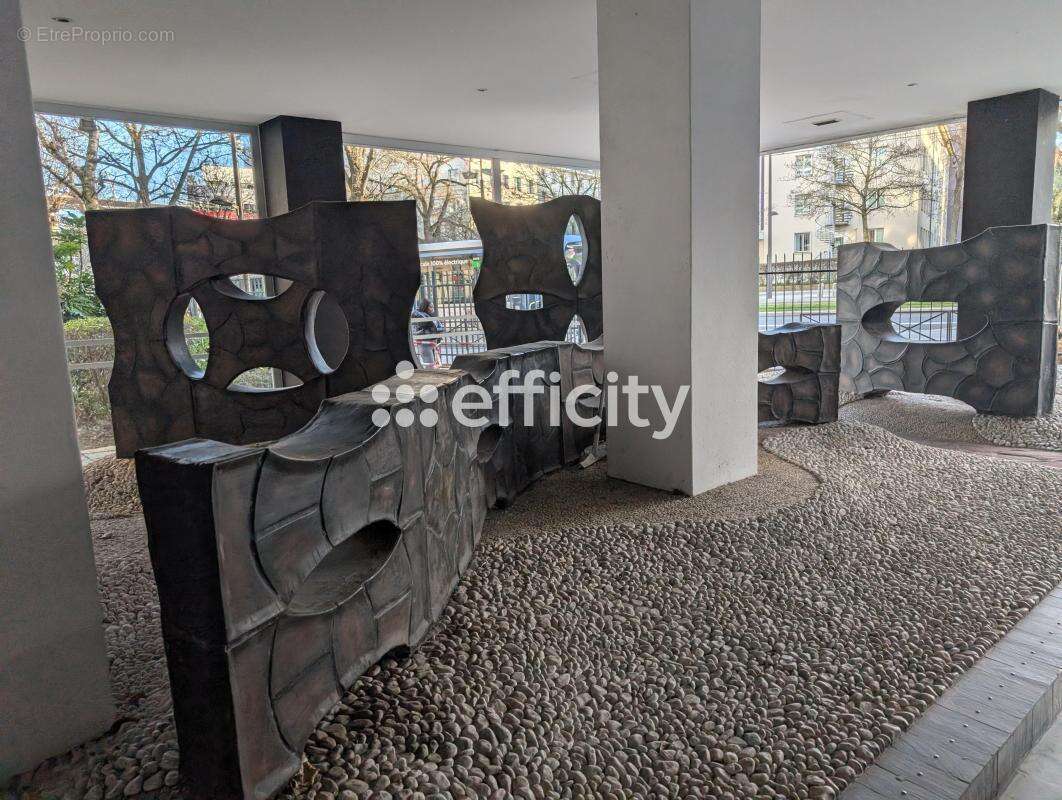 Parking à PARIS-14E