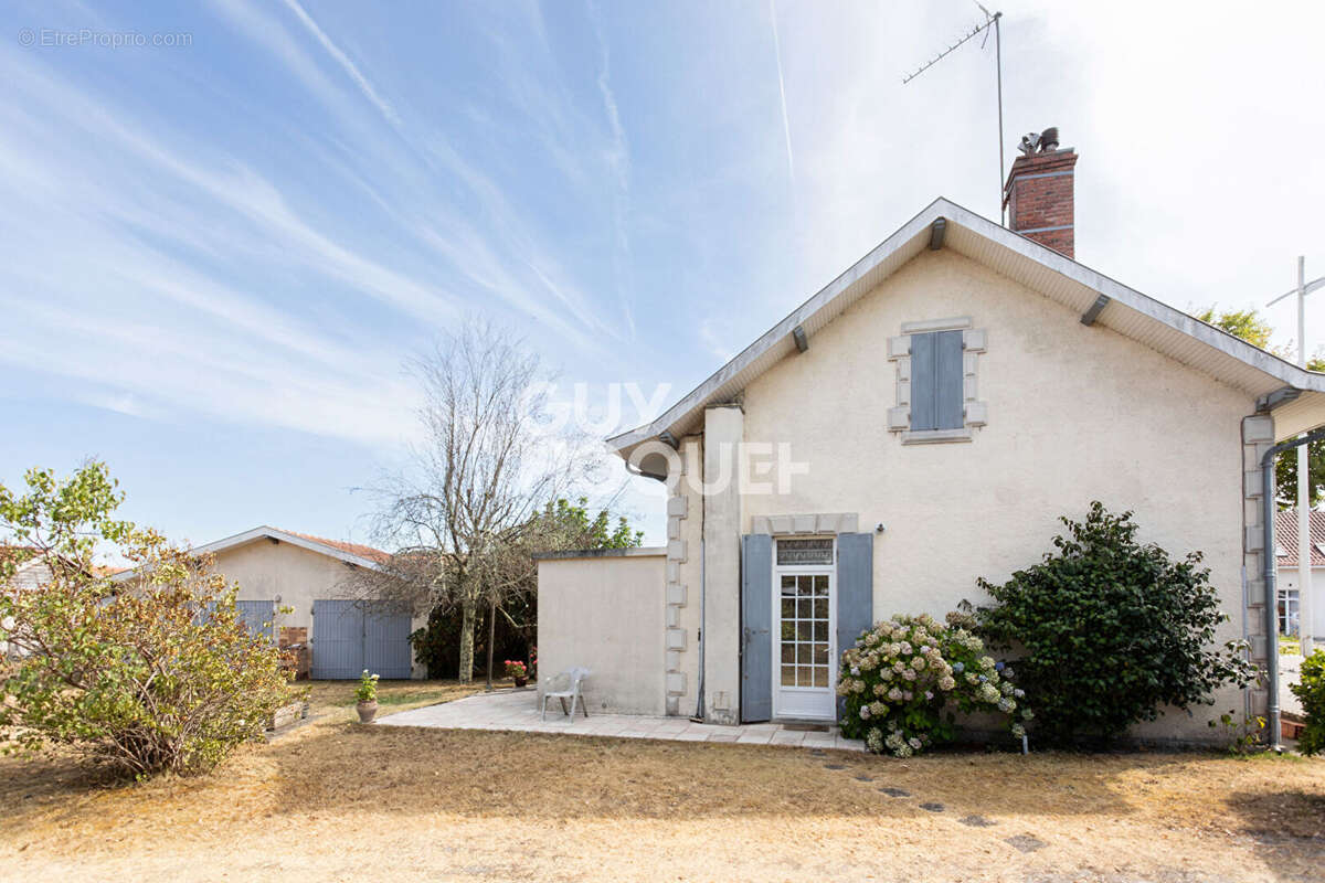 Maison de pays classée ! - photo 11