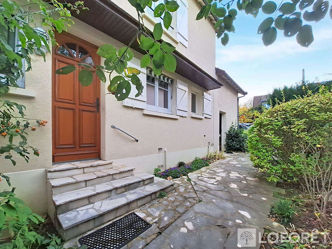 Maison à VILLIERS-SUR-MARNE