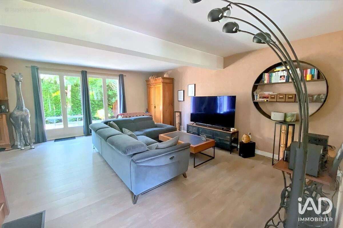 Maison 145 m² à Gournay-Sur-Marne  - photo 4