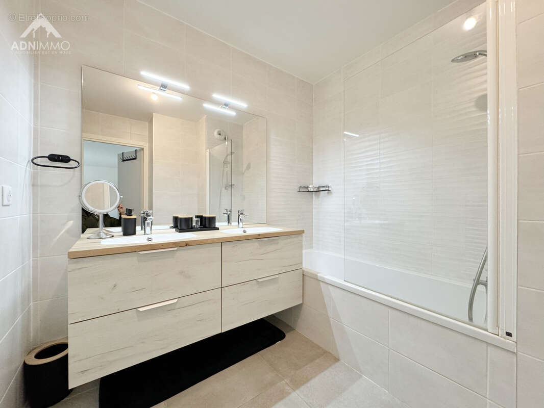 Appartement à SERGY