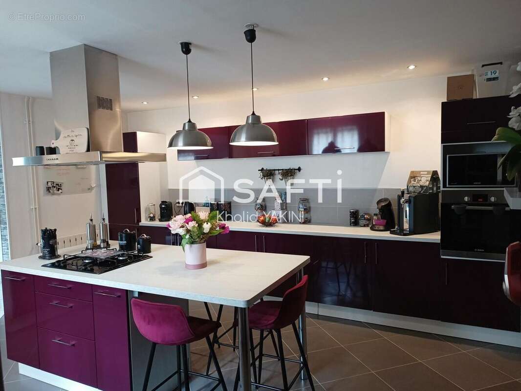 Photo 2 - Maison à LA VILLENEUVE-EN-CHEVRIE