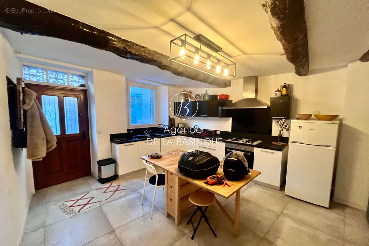 Maison à SAINT-MAXIMIN-LA-SAINTE-BAUME