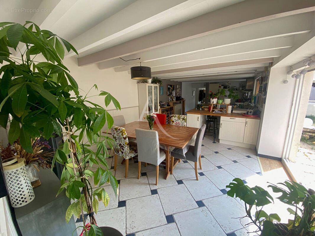 Maison à DOMPIERRE-SUR-MER