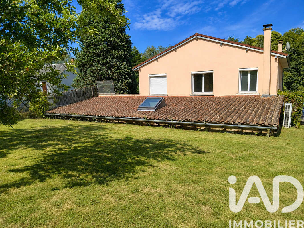 Photo 2 - Maison à LA COQUILLE