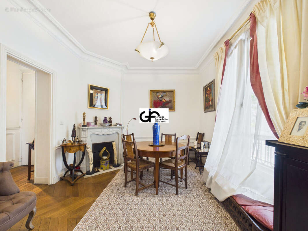 Appartement 70 m² à Paris-16e  - photo 7