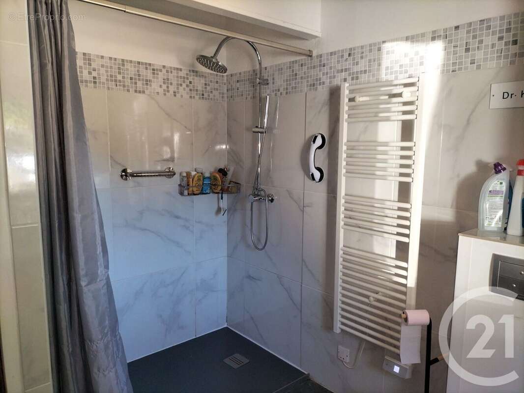 Maison à CASTELNAU-DE-MONTMIRAL